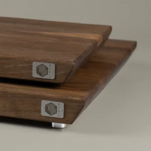 <div class="titlenogal"><p class="second-name">Linea</p> Walnut <p class="hidekey"> Walnut cutting board</p></div>