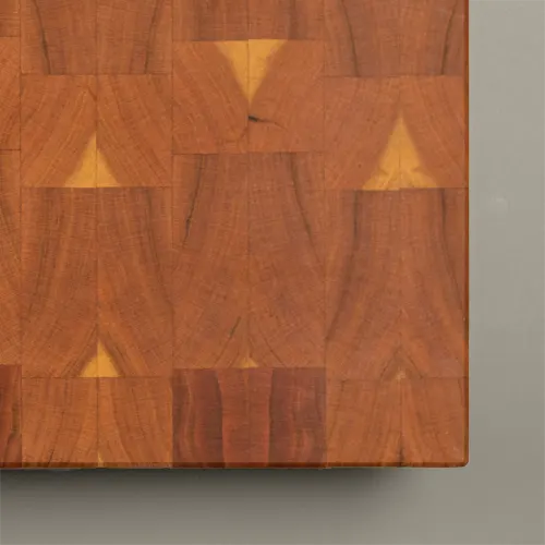 <div class="titlecerezo"> <p class="second-name">Pura</p>  Cherry  <p class="hidekey"> cherry butcher block</p></div>