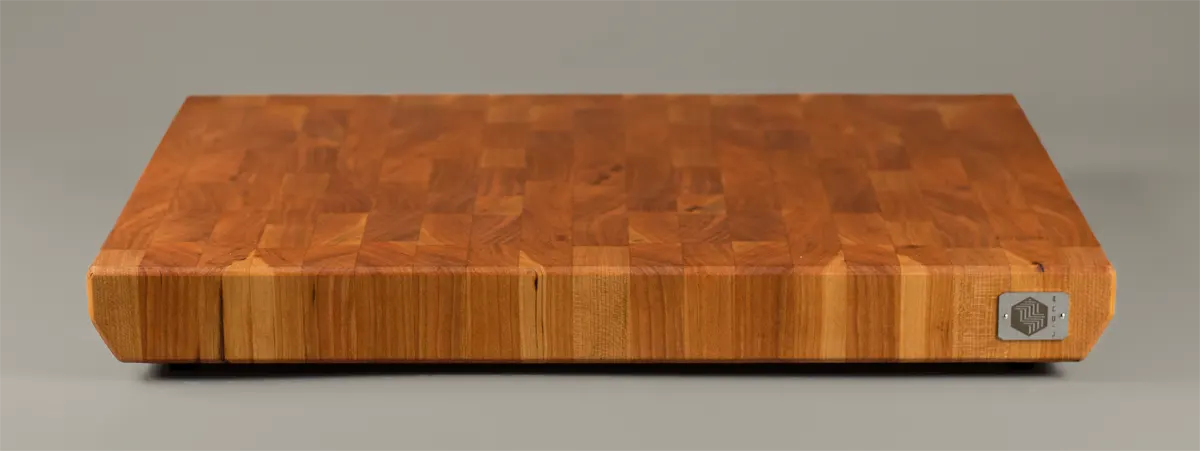 <div class="titlecerezo"> <p class="second-name">Pura</p>  Cherry  <p class="hidekey"> cherry butcher block</p></div>