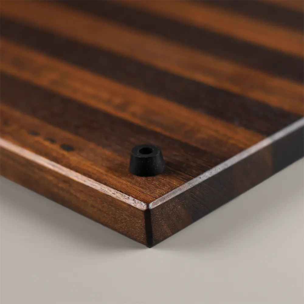 UMBRA <p class="hidekey"> serving board</p>